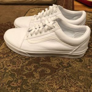 Womans white canvas Vans